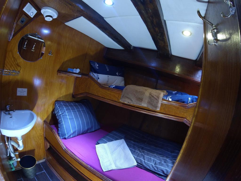 Boat Ms Cutty Jean Otel Sliema Oda fotoğraf