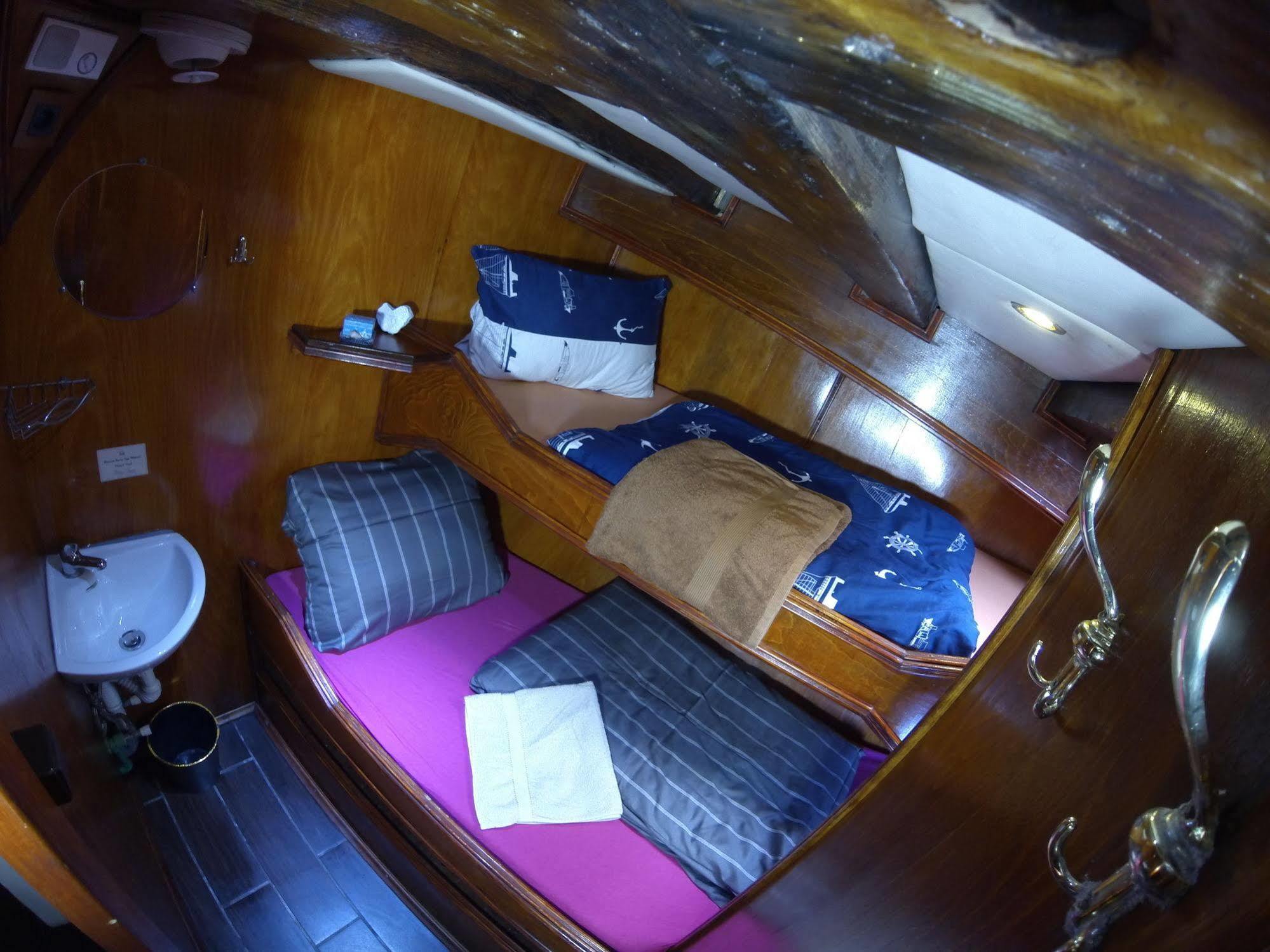 Boat Ms Cutty Jean Otel Sliema Dış mekan fotoğraf
