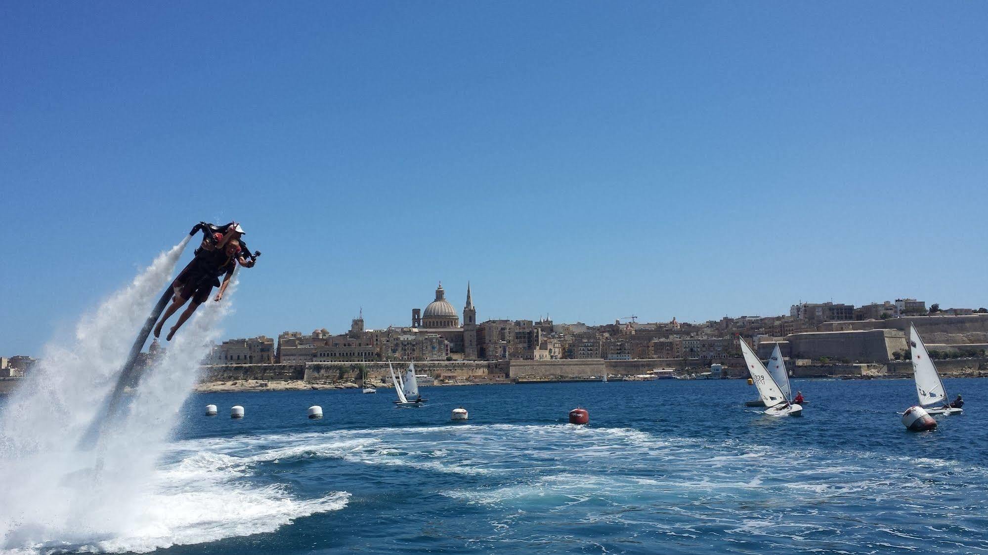 Boat Ms Cutty Jean Otel Sliema Dış mekan fotoğraf